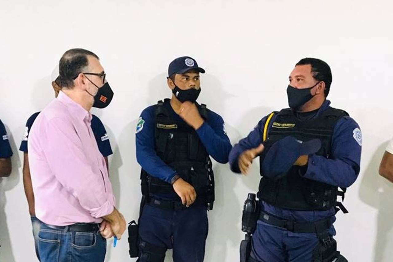 Eunápolis: Secretaria de Gestão reúne guardas civis municipais para traçar melhorias para a categoria de segurança 3 gestao guarda1