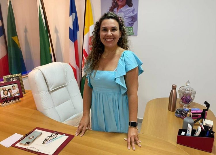 Foto: Prefeita - Cordélia Torres
