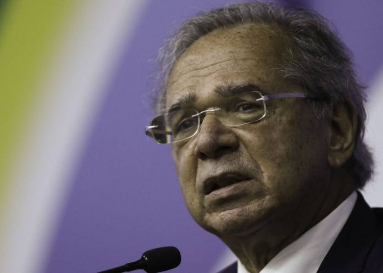 Ministro da Economia, Paulo Guedes, durante coletiva onde fez um balanço do ano de 2021