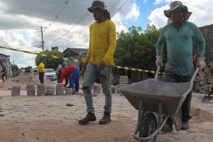 Eunápolis: Está em fase de finalização obra de requalificação da Rua Paraíso no bairro Moisés Reis 2 843002ec c77a 4049 aaa2 a76456dc4512