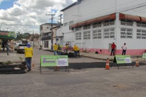 Eunápolis: Operação Tapa-Buraco recupera mais de 20 mil metros² de ruas nos primeiros meses de 2022 3 IMG 20220303 WA0017
